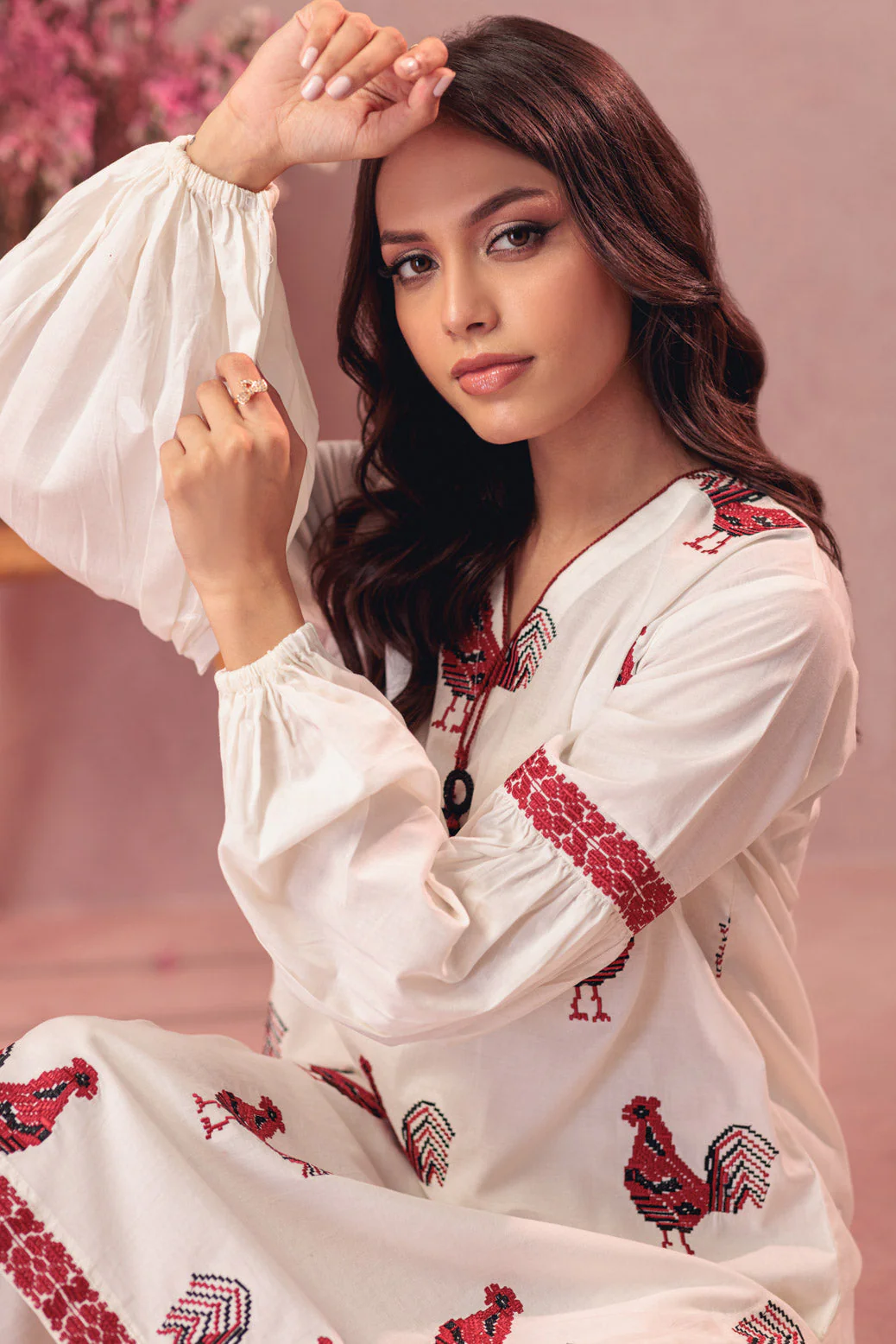 WHITE-CAMBRIC-2 PIECE (BS7242P19) - Image 4