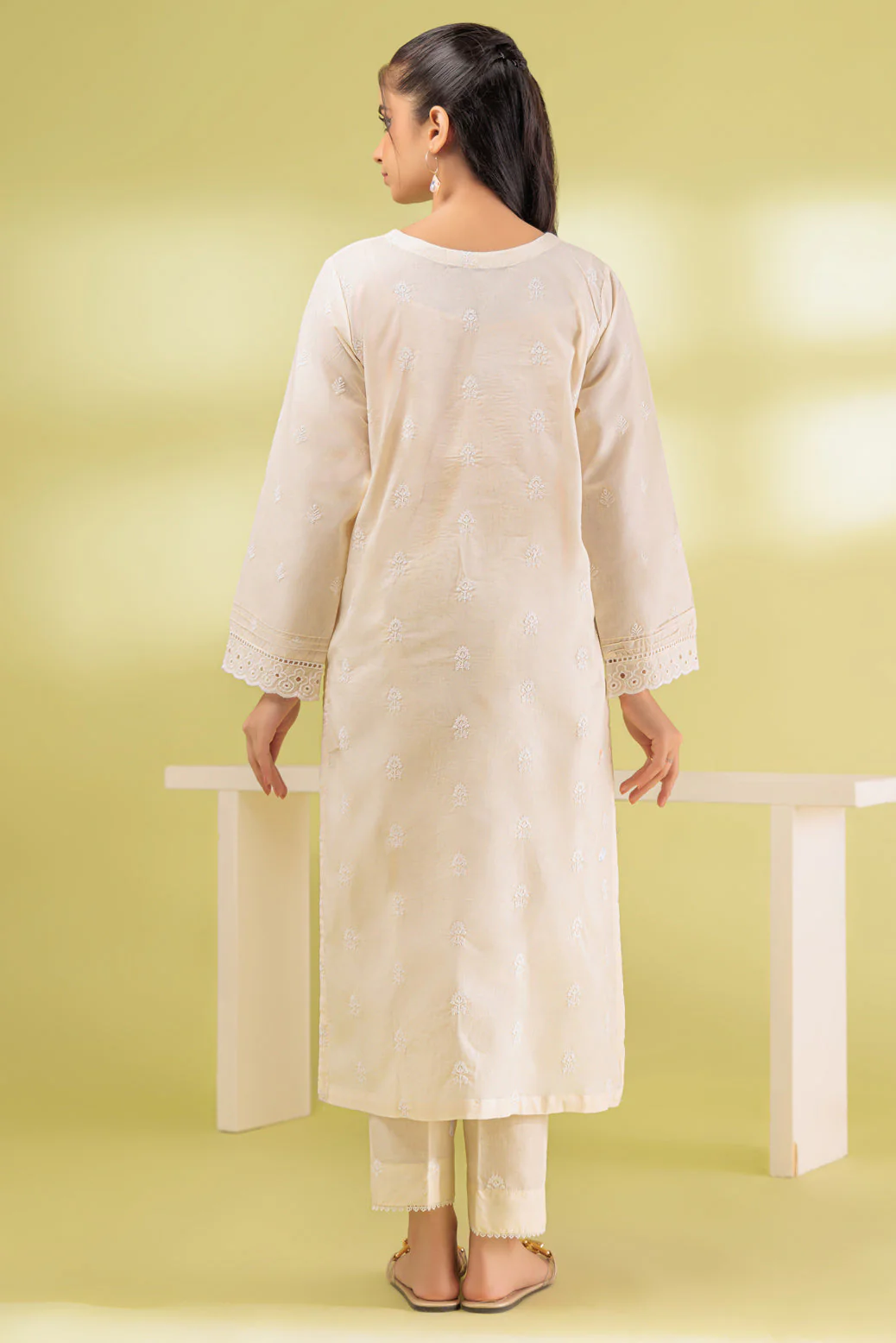 WHITE-CAMBRIC-2 PIECE (SHS232P05) - Image 4
