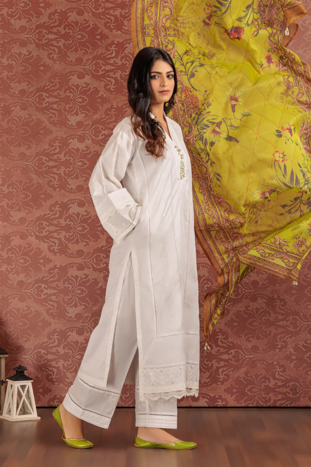 WHITE-CAMBRIC-3 PIECE (WRS223P74) - Image 3
