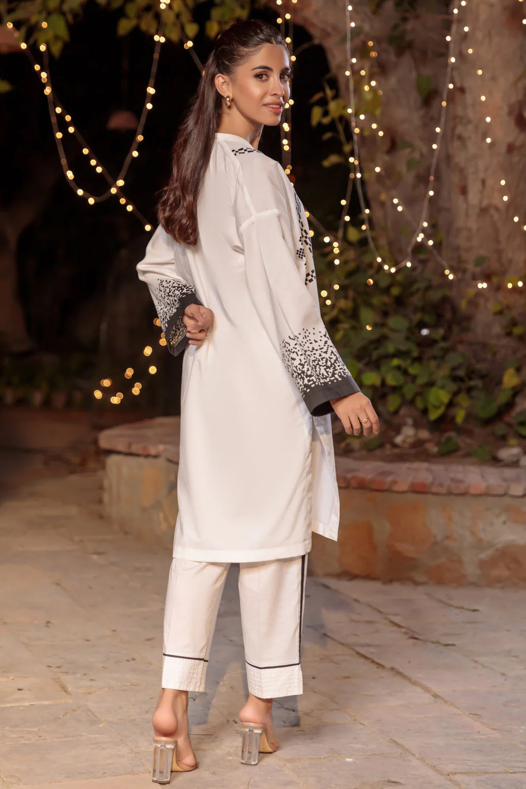 WHITE-DOBBY-2 PIECE (BS7242P09) - Image 5