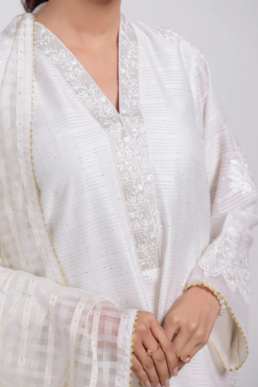 WHITE-FANCY-3 PIECE (PWS5243P15) - Image 3