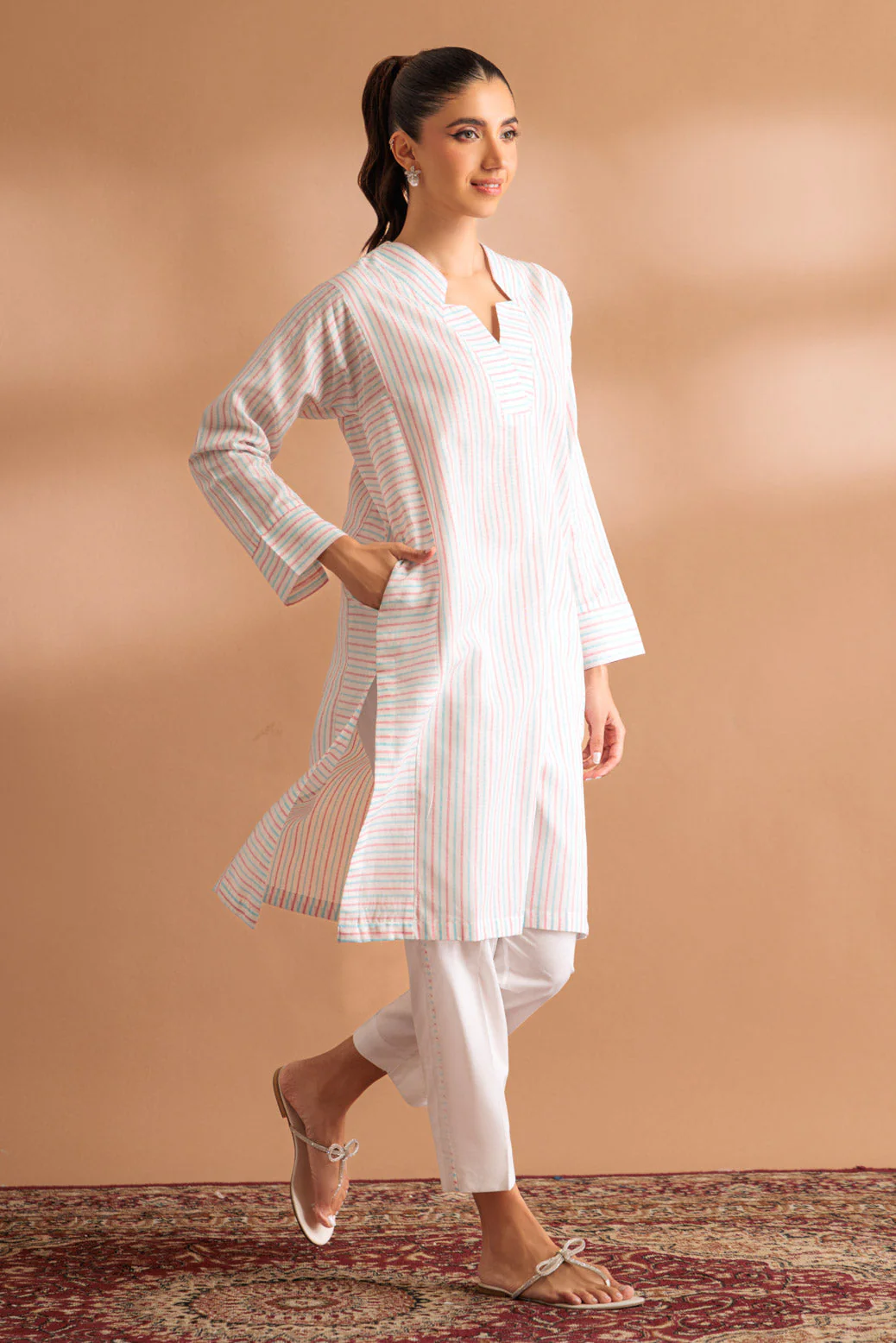 WHITE-YARN DYED-2 PIECE (BS7242P26) - Image 4