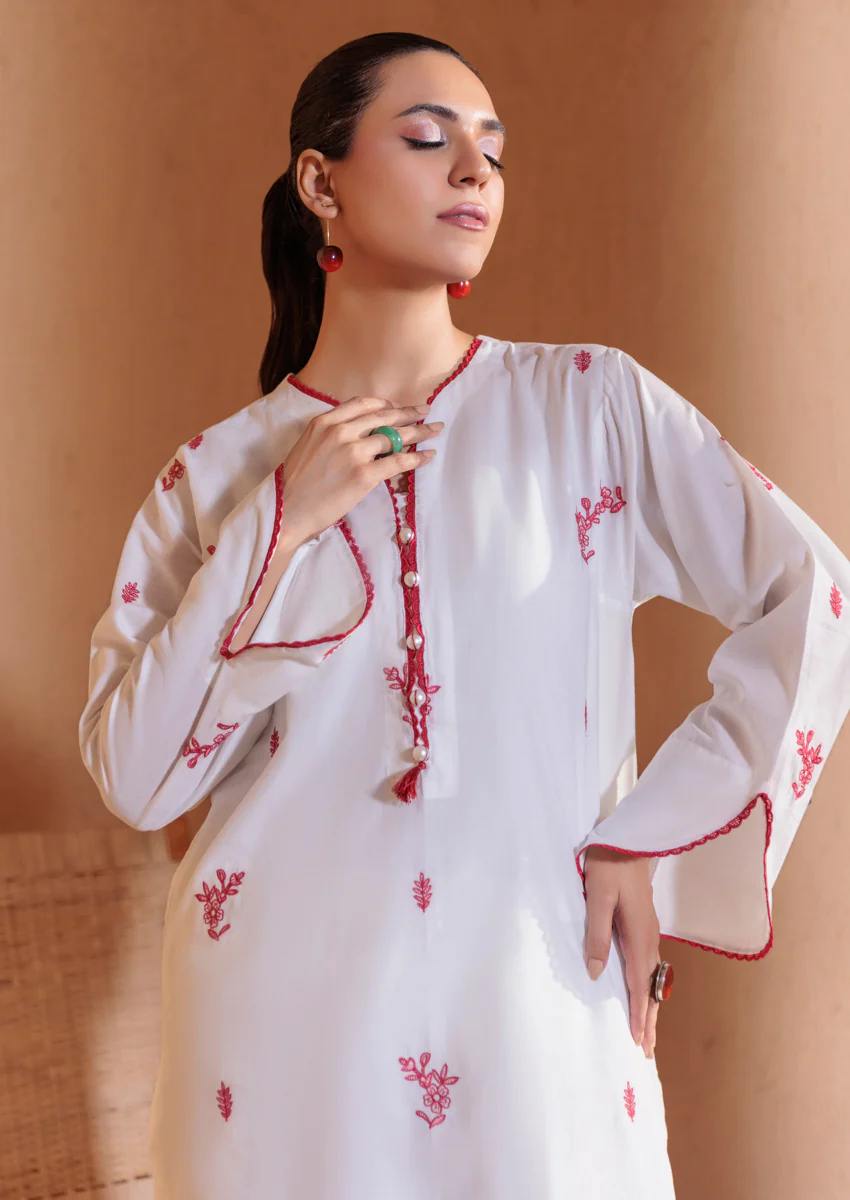 White-Cambric-2 Piece (WPS25DE2005) - Image 3