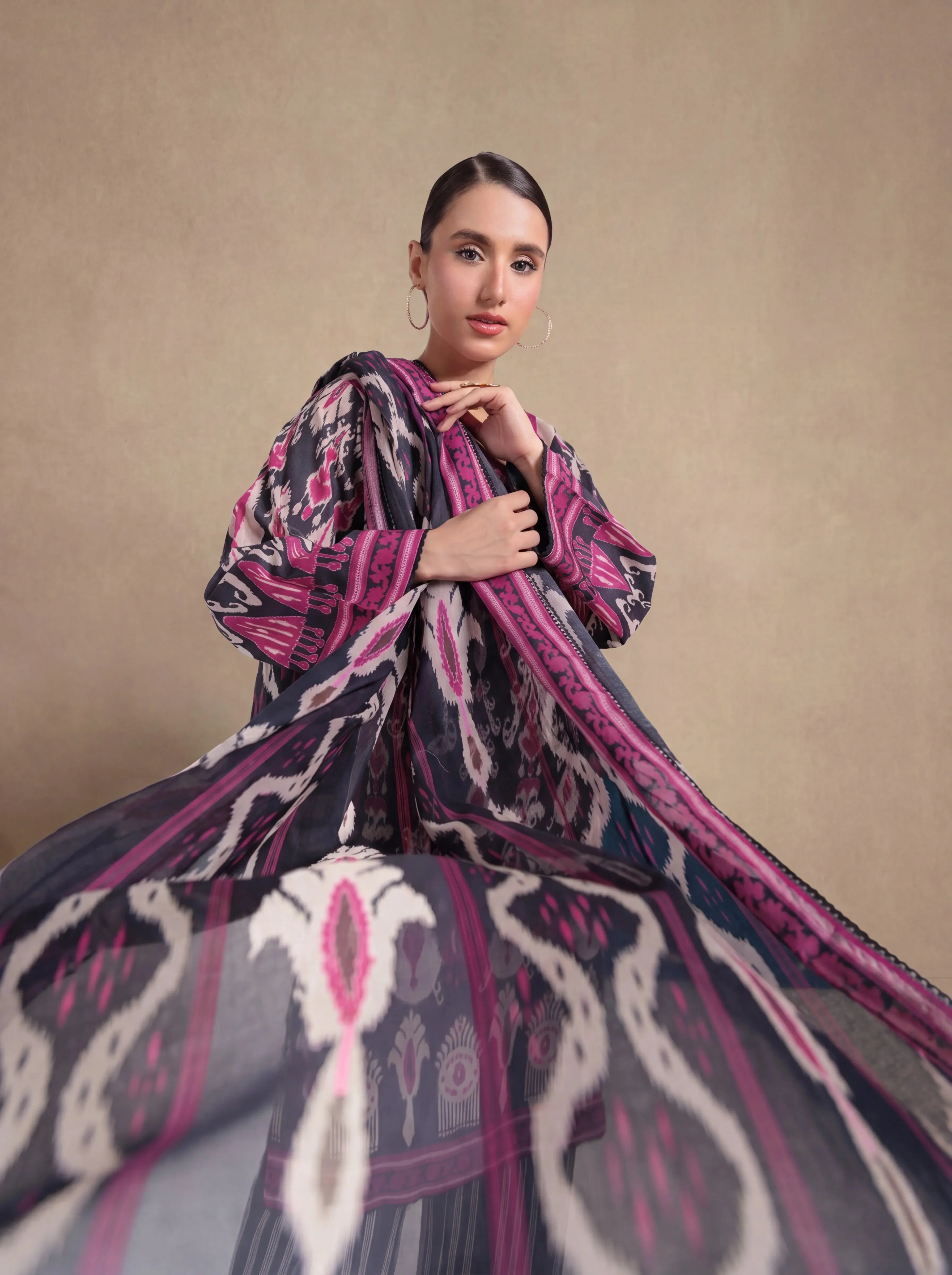 Black-Lawn-3 Piece (WPS25P3068) - Image 2
