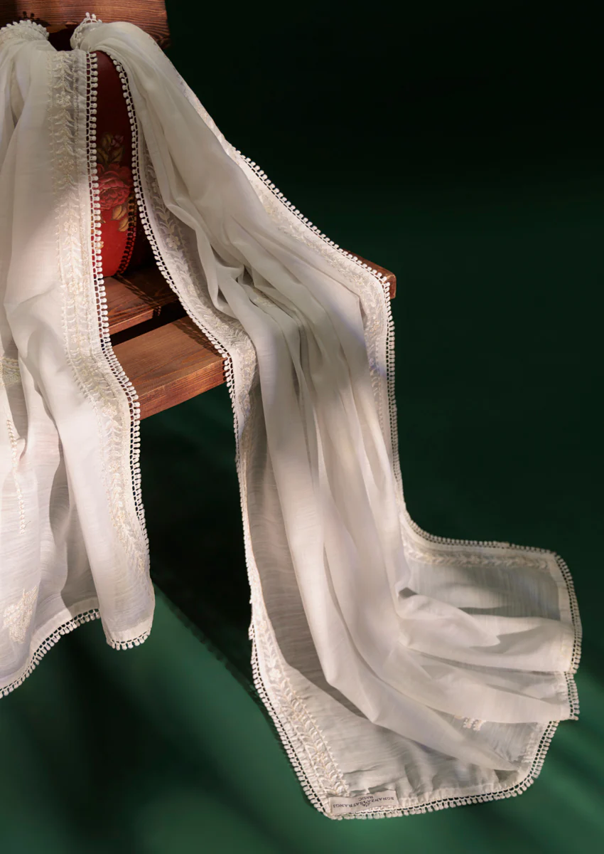 Embroidered White Voile Dupatta (WPS25VD1011) - Image 7