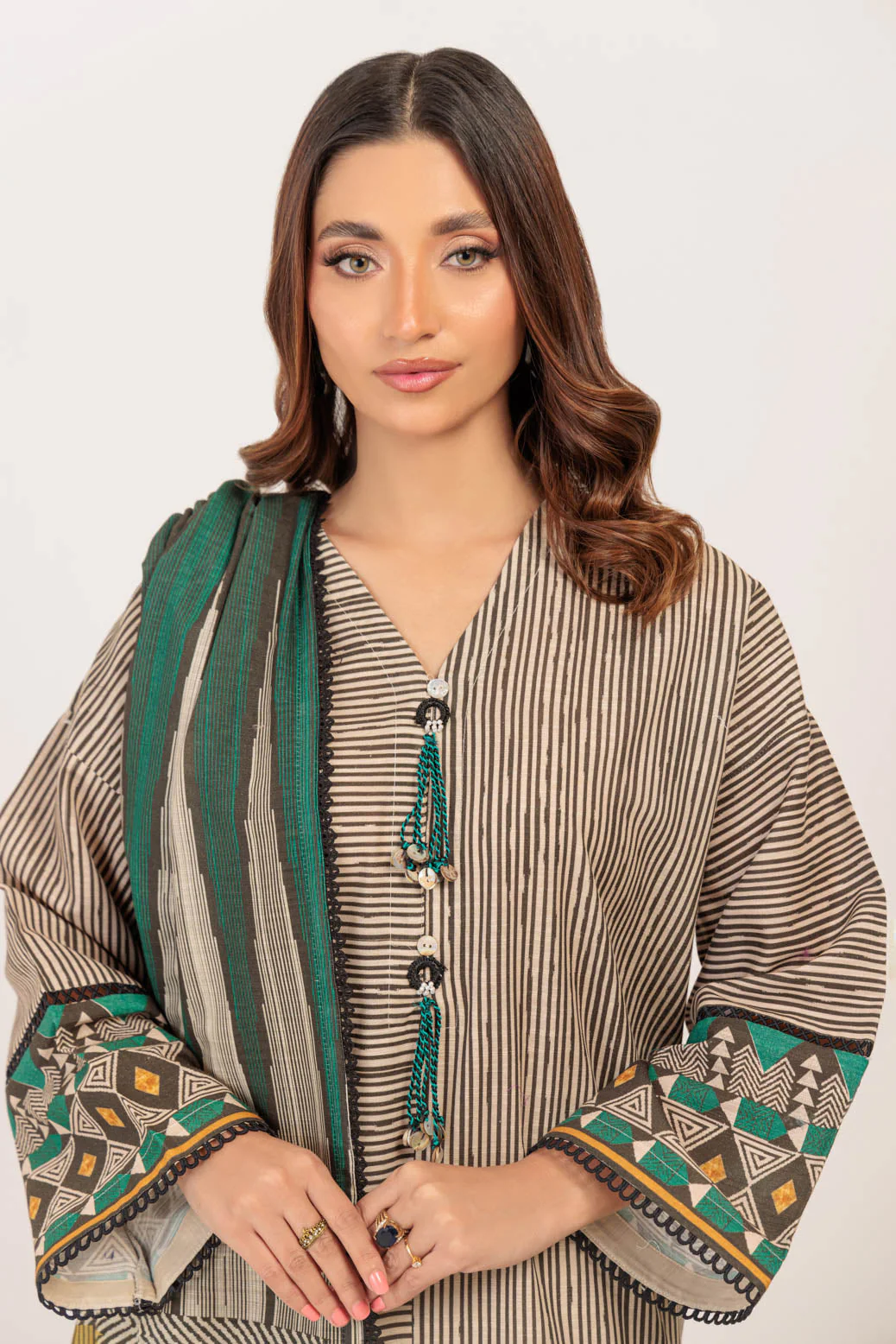O-WHITE-KHADDAR-3 PIECE (WS1243P07) - Image 2