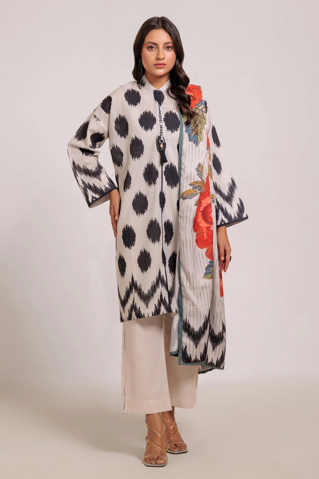 O-WHITE-KHADDAR-3 PIECE (WS2243P47) - Image 4
