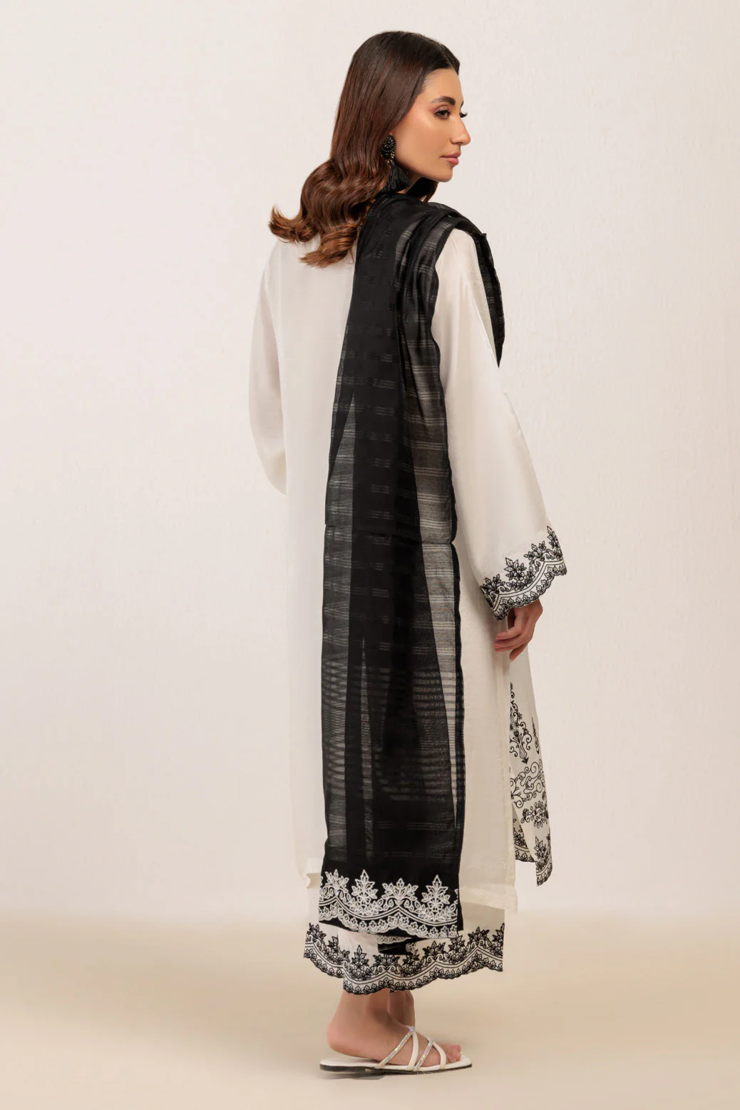 WHITE-SILK-3 PIECE (WS5243P09) - Image 5