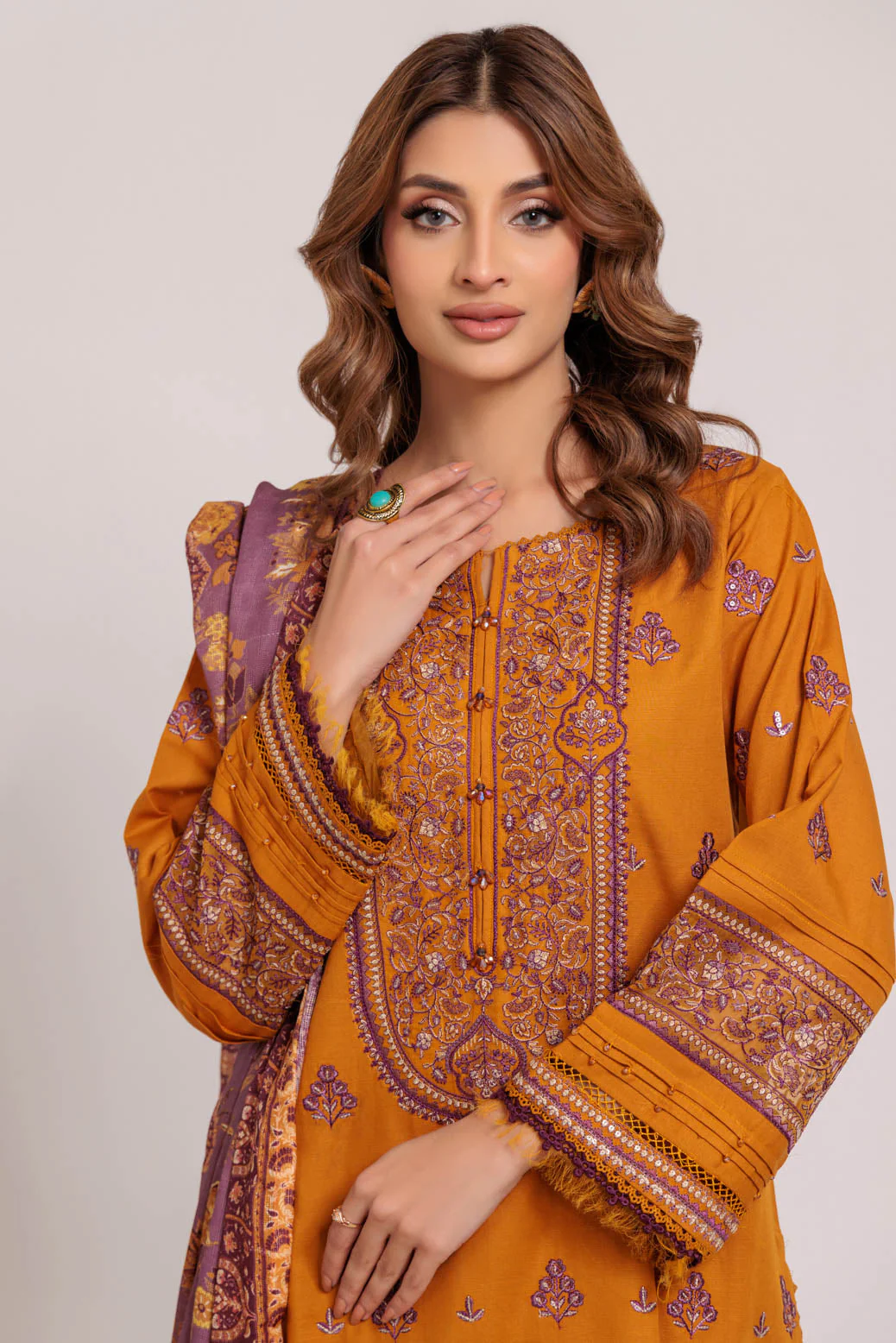 MUSTARD-KHADDAR-3 PIECE (WS6243P31) - Image 3