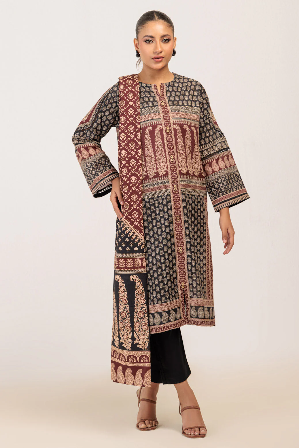 BLACK-KHADDAR-3 PIECE (WS6243P48) - Image 3