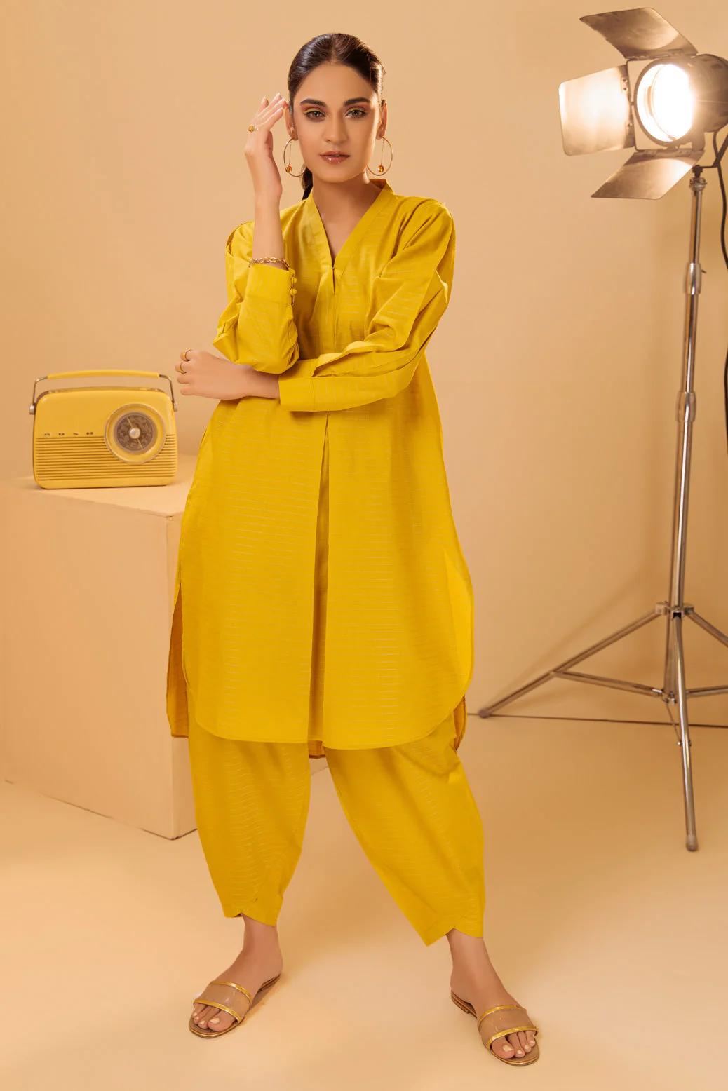 YELLOW-DOBBY-2 PIECE (SSS232P19) - Image 4