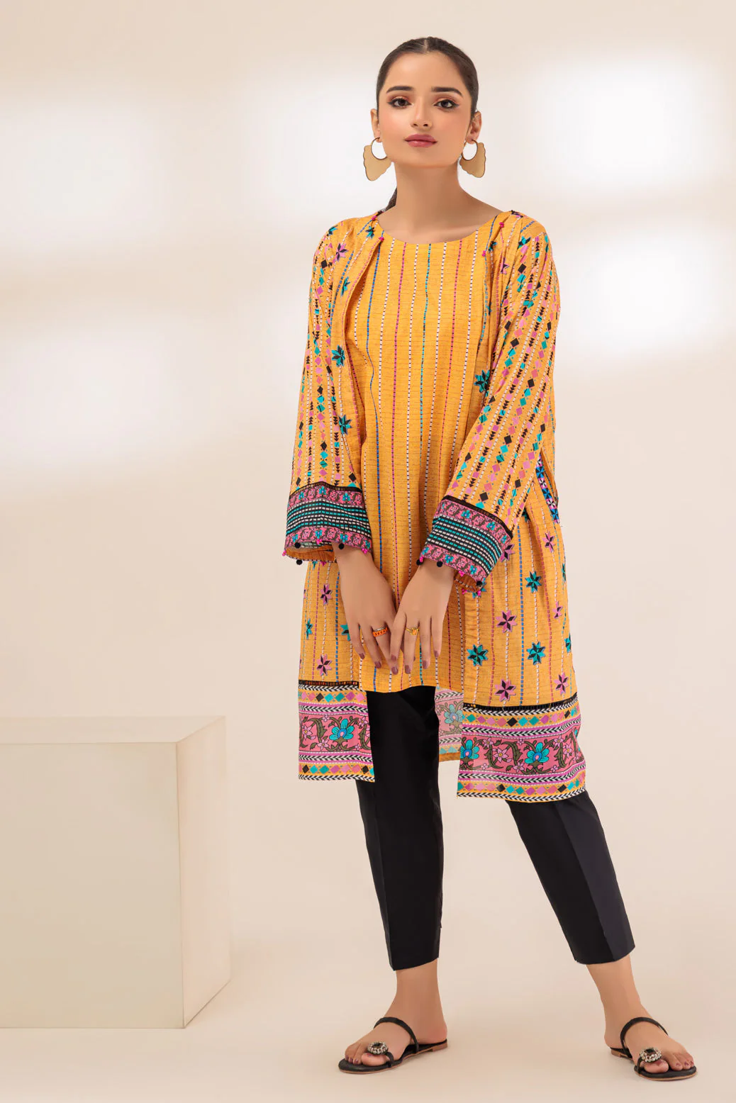 YELLOW-LAWN-2 PIECE (AAK232P01) - Image 4